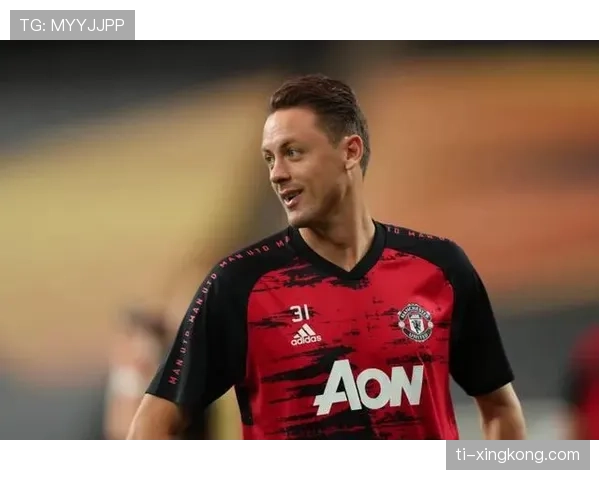 内维斯在英超强强对话中的中场战术价值解析：控制、衔接与对抗的平衡